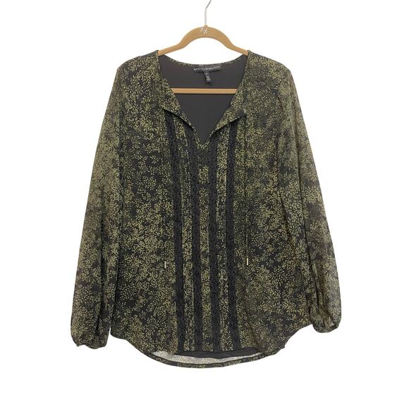 WHBM Woman’s pullover shirt Med Sage Green black leaf print sheer lined - Picture 1 of 7